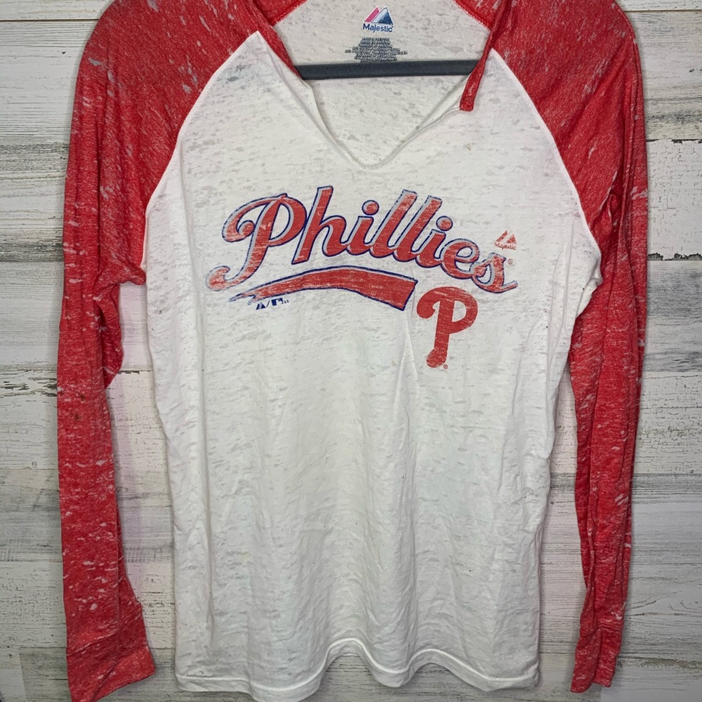 Philadelphia Phillies long sleeve shirt